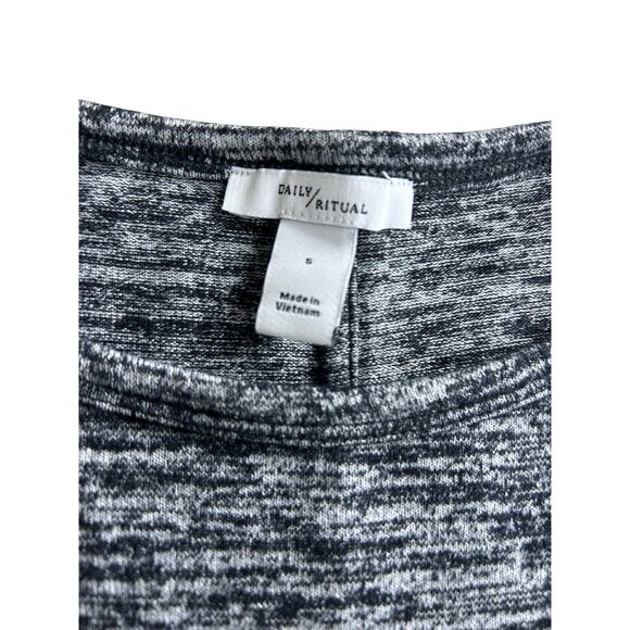 Daily Ritual Heather Gray Midi Dress Sz Small Sleeveless Soft Knit Side Slits - Picture 3 of 6